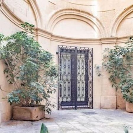 Casa vacanze De Mari Lecce Buitenkant foto