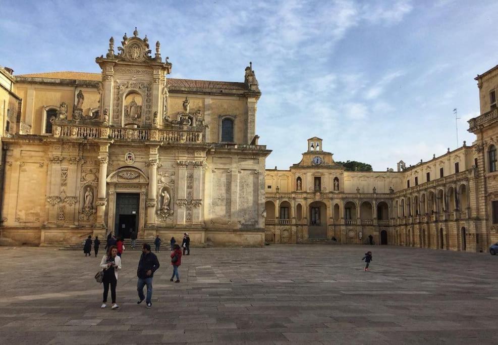 Casa vacanze De Mari Lecce Buitenkant foto