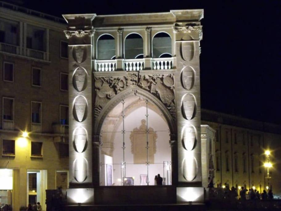 Casa vacanze De Mari Lecce Buitenkant foto